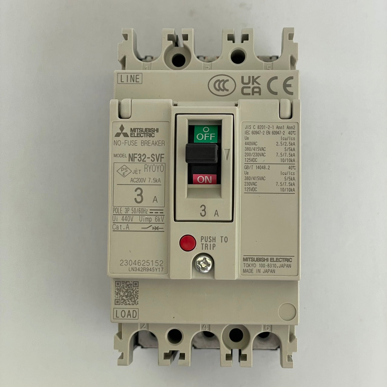 NF32-SVF 3P 3A