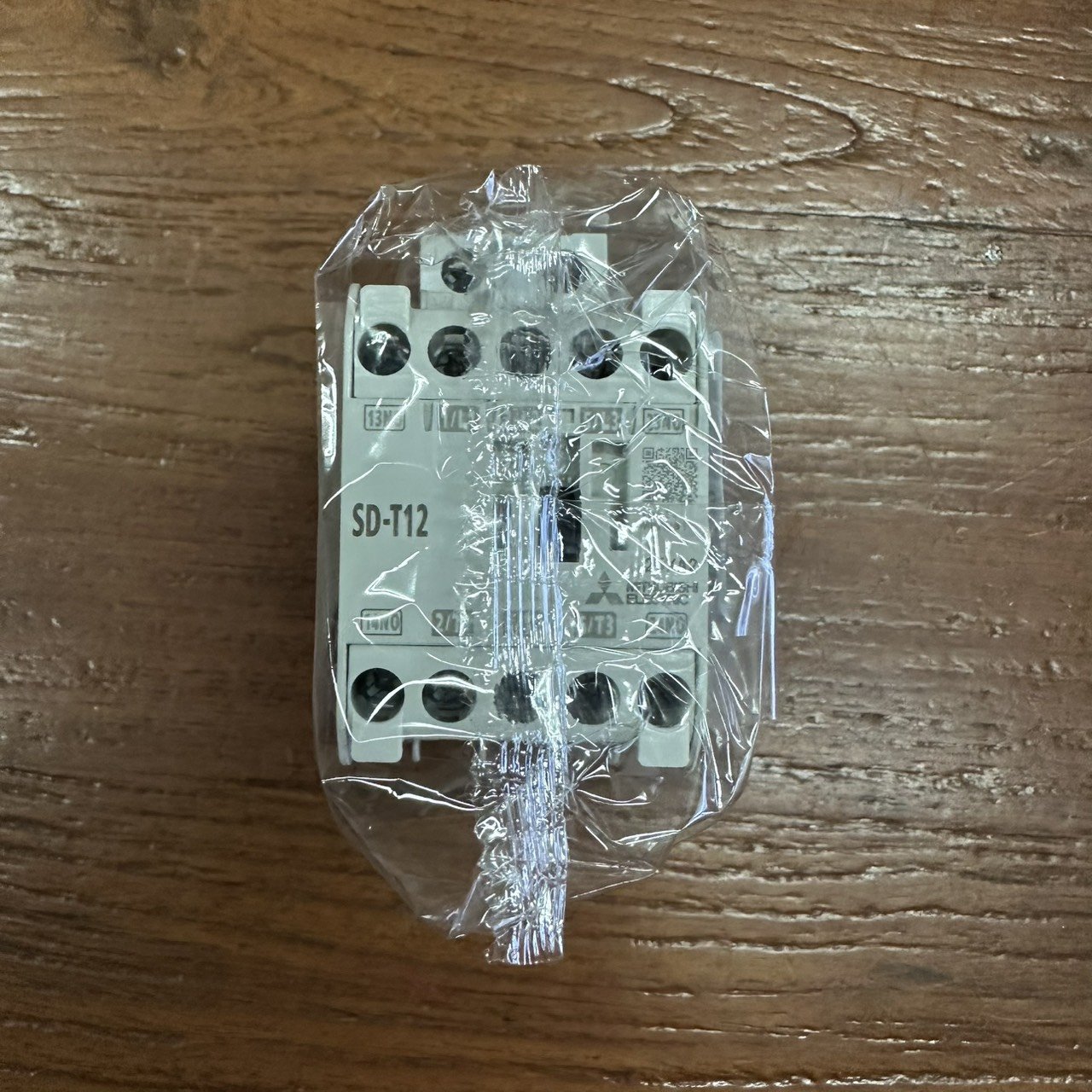 SD-T12 DC24V 2a