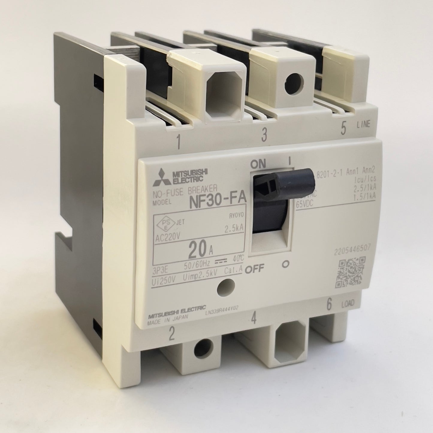 NF30-FA 3P 20A