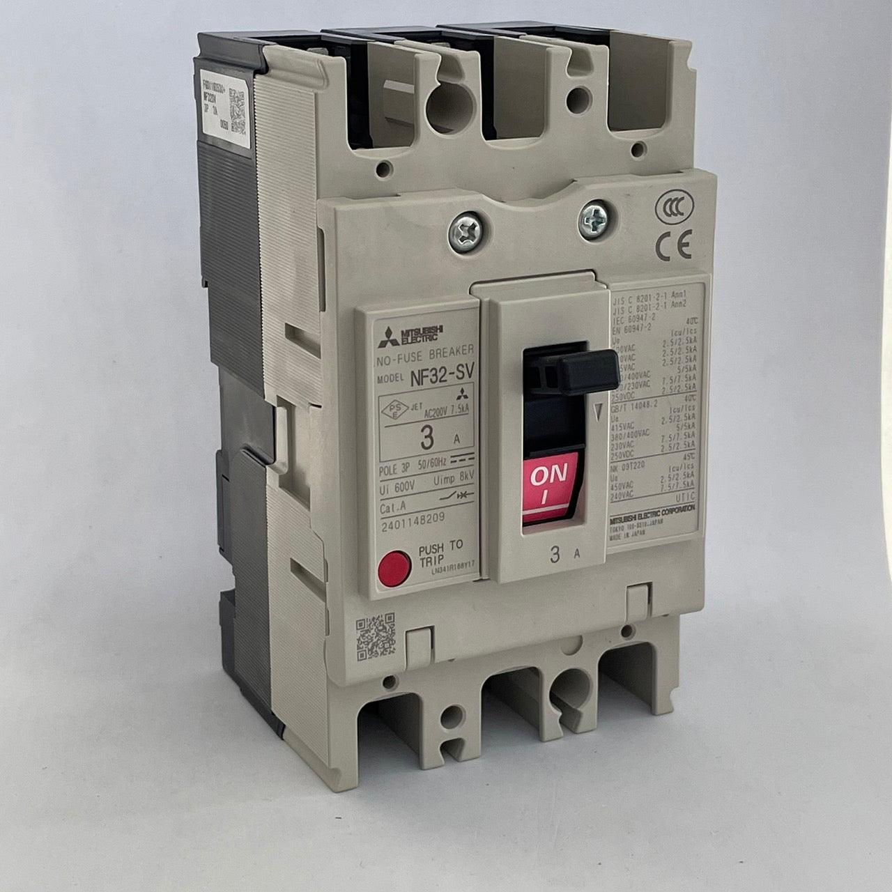 NF32-SV 3P 3A