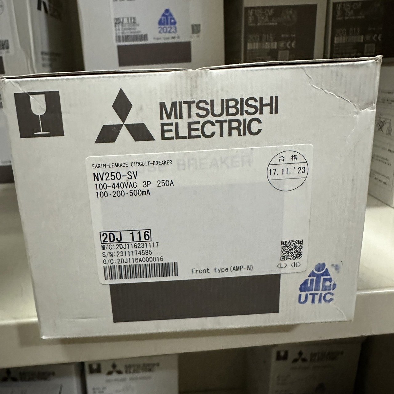 NV250-SV 3P 250A 100,200,500mA