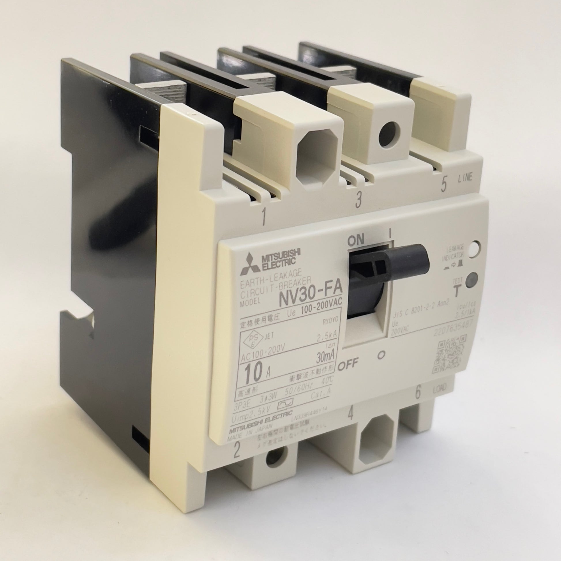 NV30-FA 3P 10A 30mA